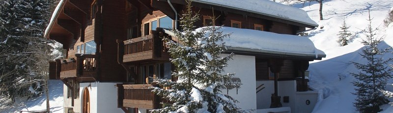 Chalet Winter Letterbox